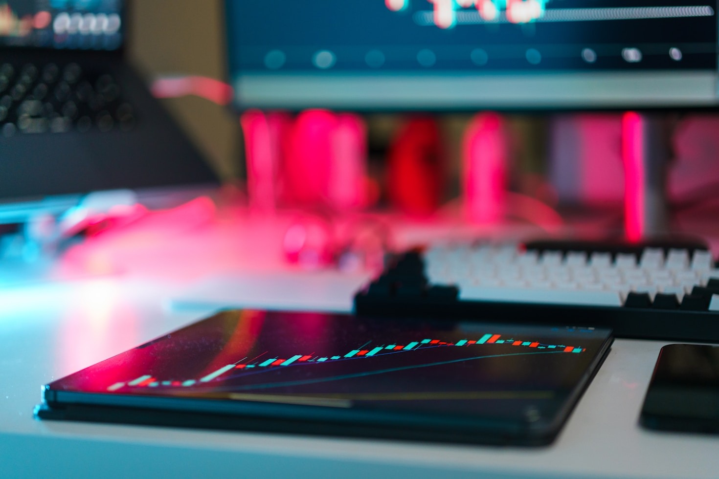 How to Stay Informed in a Fast-Paced Economy